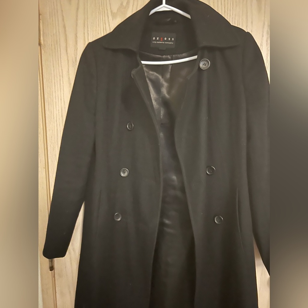 Axcess a Liz caliborone company wool women’s coat black , great condition size M